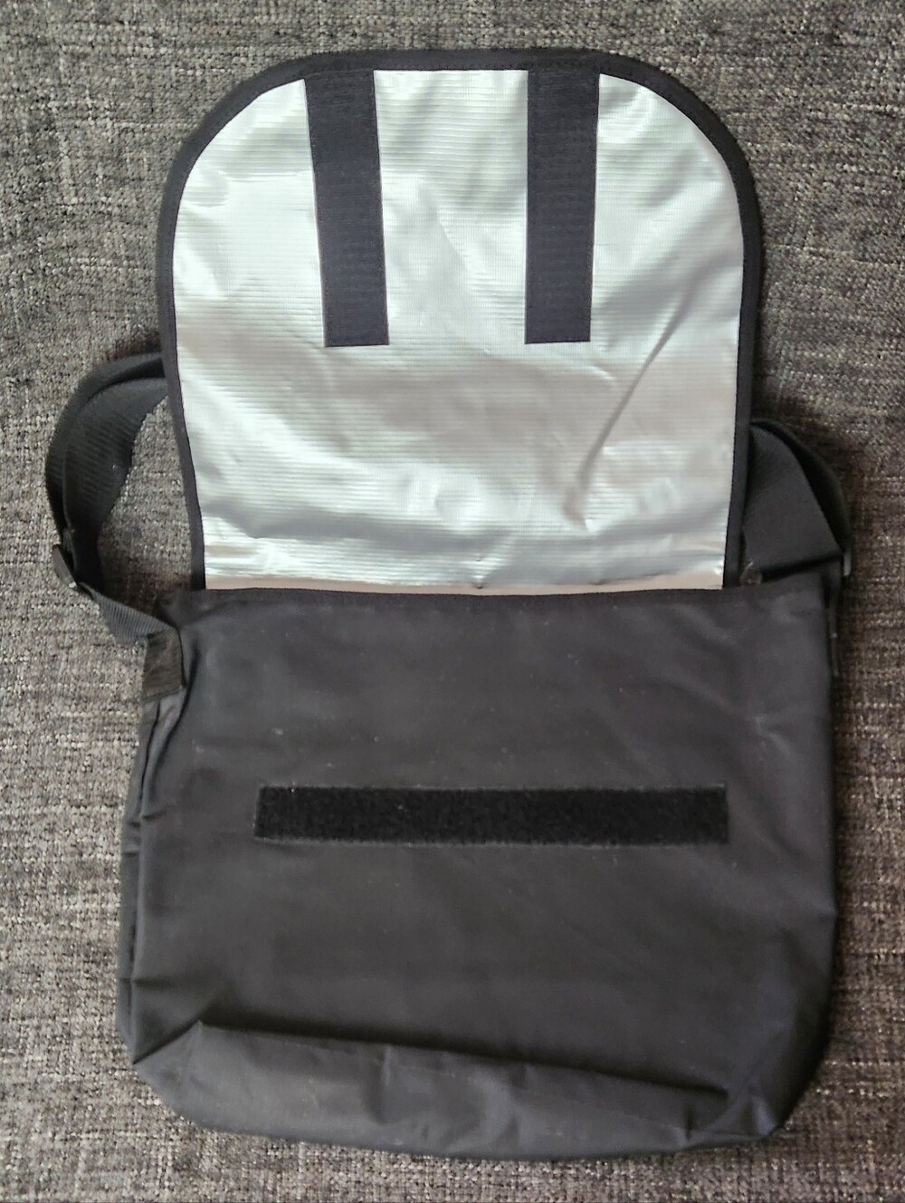 TAXI Sidebag/Computer Bag - Picture 2 of 4